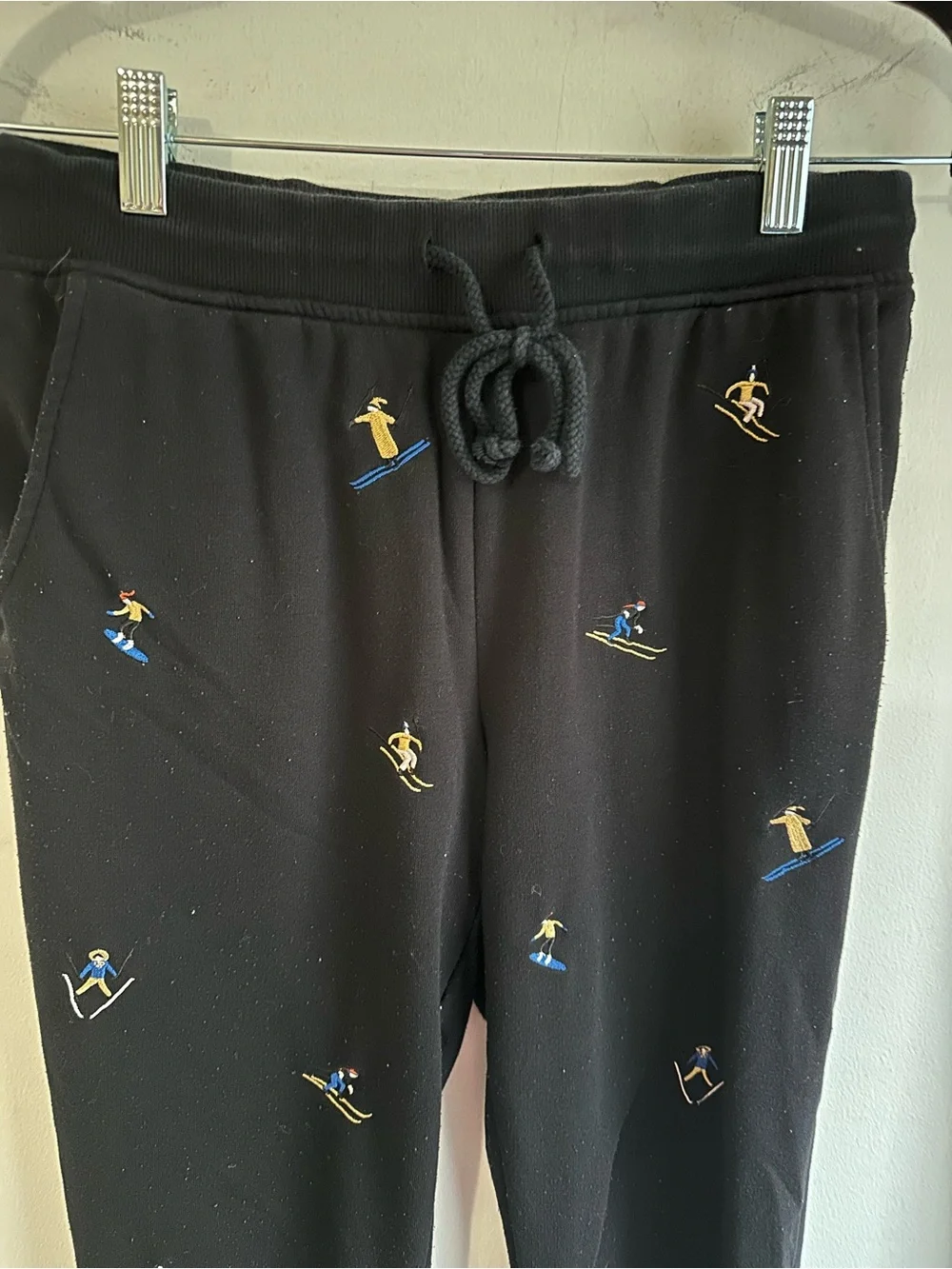 GREY by LOFT Women’s S Black Jogger Sweatpants Embroidered Ski Snowboard